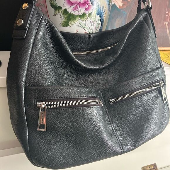 Atelier Noir by Rudsak black pebbled shoulder bag - Picture 1 of 16